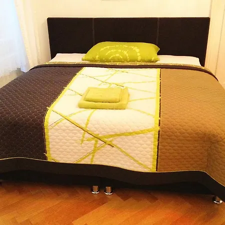 Narodni Apartmán *